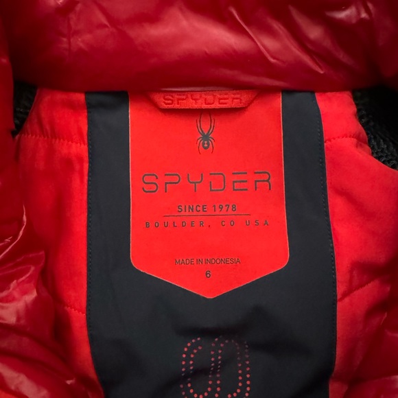 Spyder Women’s Pinnacle Ski Jacket in Pulse/Red, size 6 - Picture 14 of 14